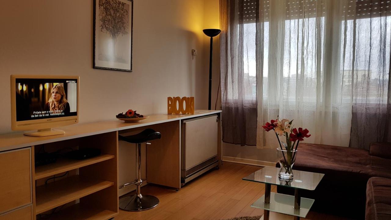 Downtown Belgrade Hostel And Apartments Экстерьер фото