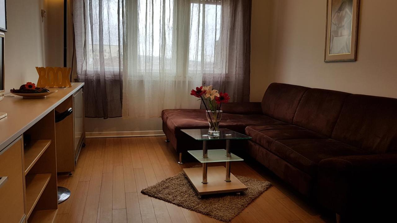Downtown Belgrade Hostel And Apartments Экстерьер фото
