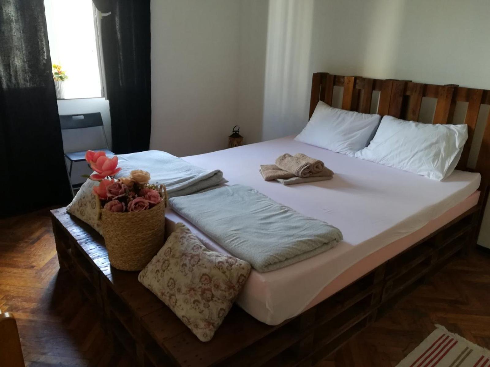 Downtown Belgrade Hostel And Apartments Экстерьер фото