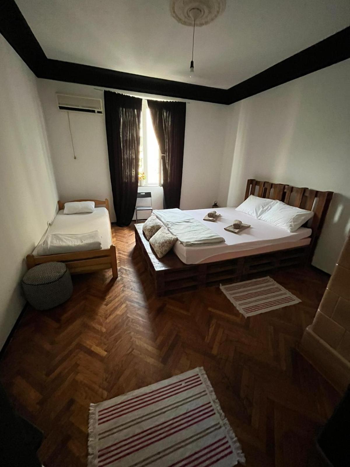 Downtown Belgrade Hostel And Apartments Экстерьер фото